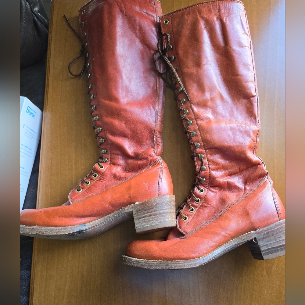 Vintage Frye Lace Up Boots Rust color size 8.5 women's